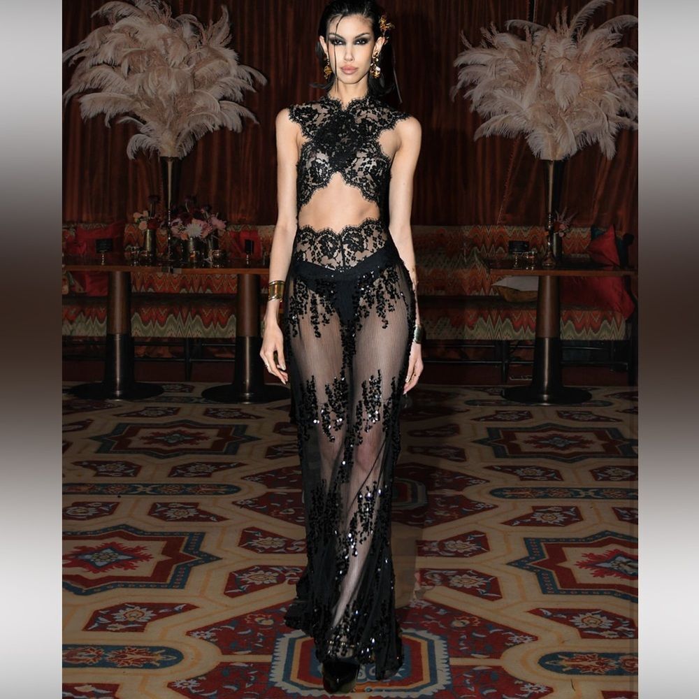 NWOT BRONX AND BANCO Naia Chic Black Lace Sheer Cutout Gown, evening maxi dress